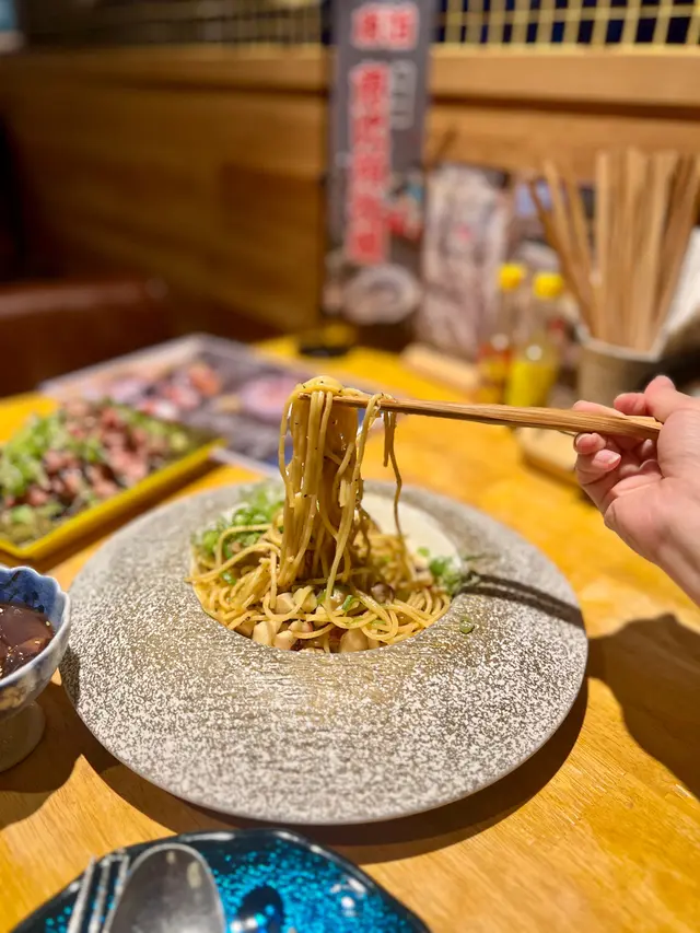 蒜香辣椒牡蠣八爪魚意粉