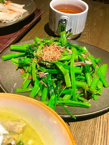 馬拉盞炒通菜