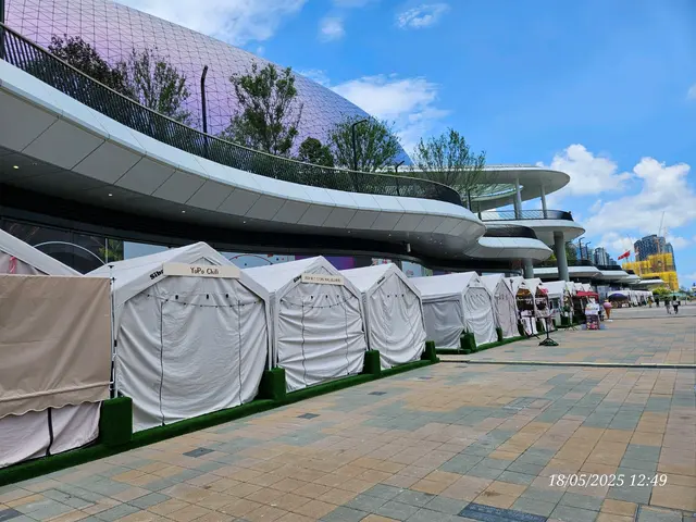 海濱廣場好多都無開