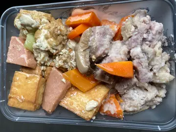 椰菜豆腐素火腿，加香芋