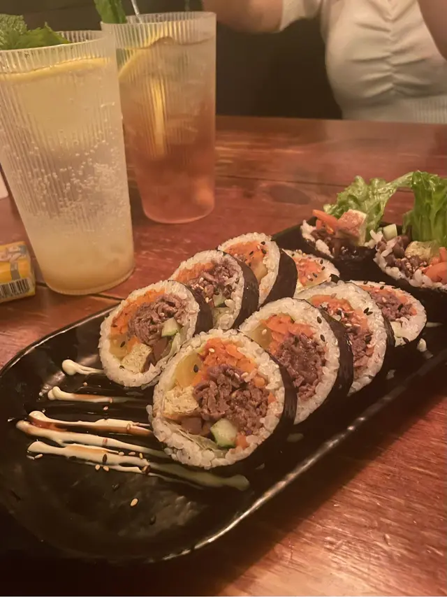 烤牛肉紫菜飯卷