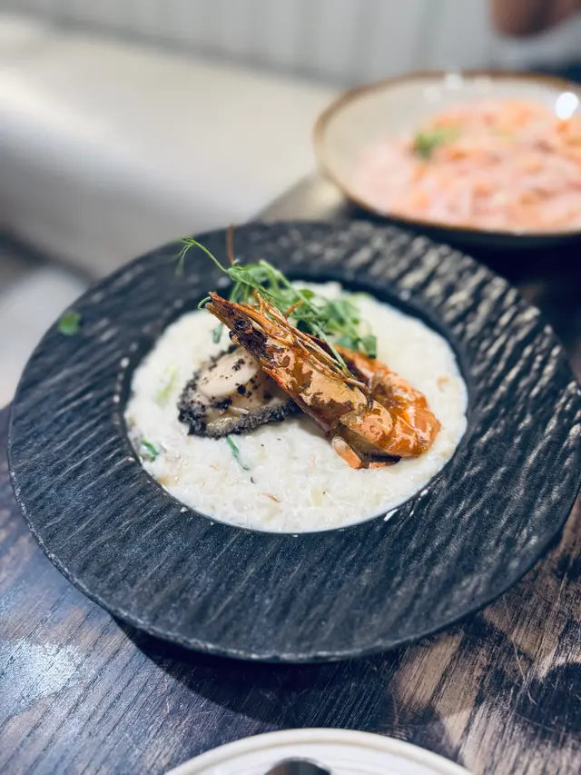 慢煮南非鮑魚虎蝦蘆筍燴飯