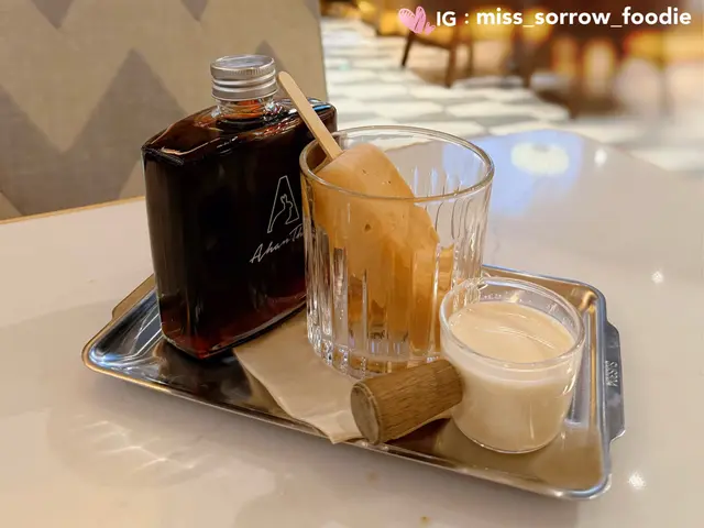 原味泰茶配自家奶茶雪條