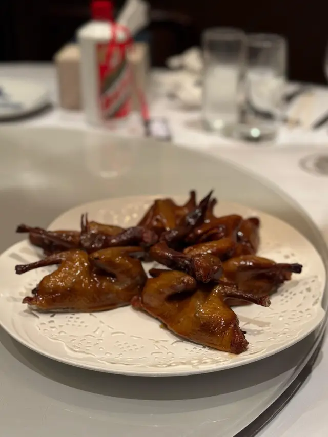 紅燒脆皮妙齡鴿