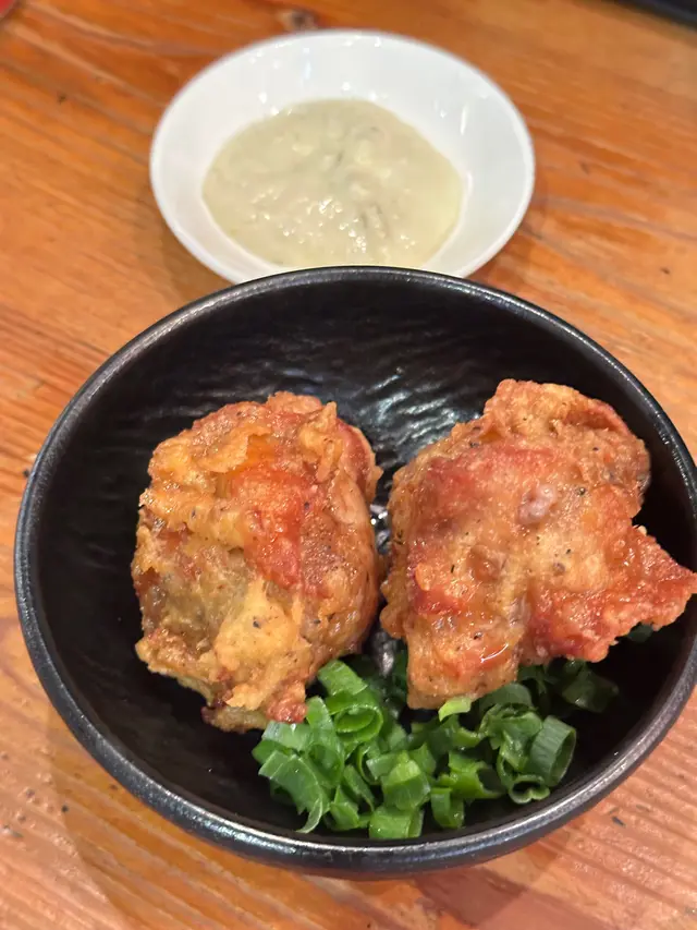 沙拉唐揚炸雞