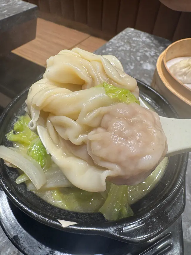 砂鍋雲吞雞1/4隻