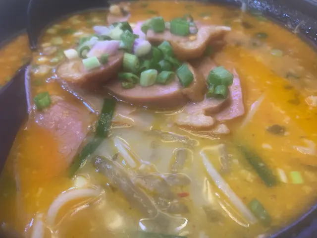 豬骨湯鴨胸配紅薯粉