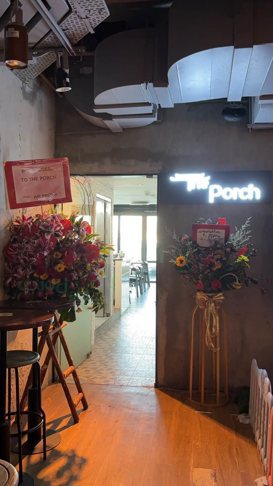 THE PORCH