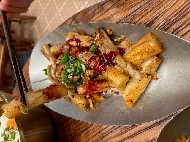 鐵板蛋煎腸粉