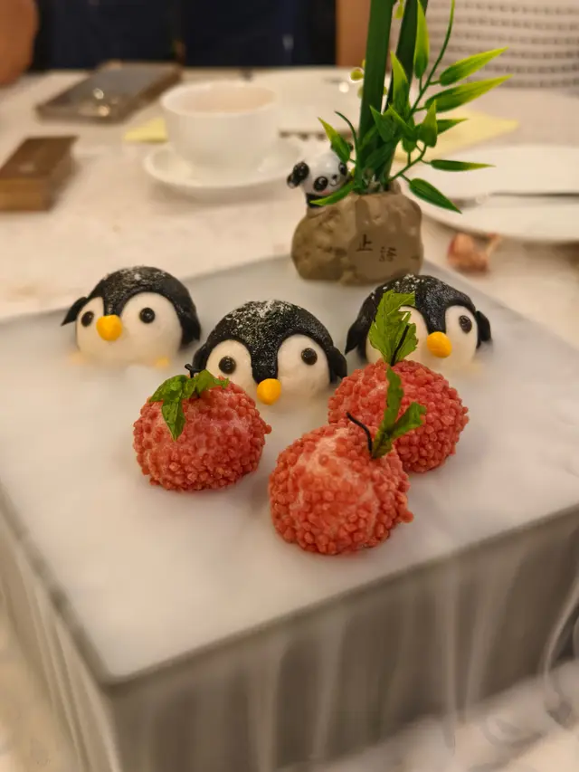 冰凝小企鵝及紅袍荔枝