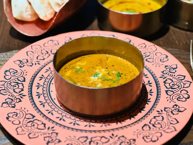 THRISSUR CRAB CURRY ｜Roasted Coconut ｜ Tamarind ｜Black Pepper
