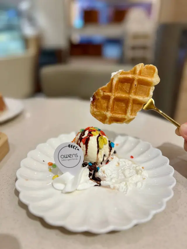 牛角窩夫配雪糕