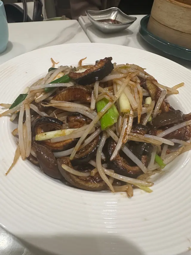 銀芽炒鱔糊