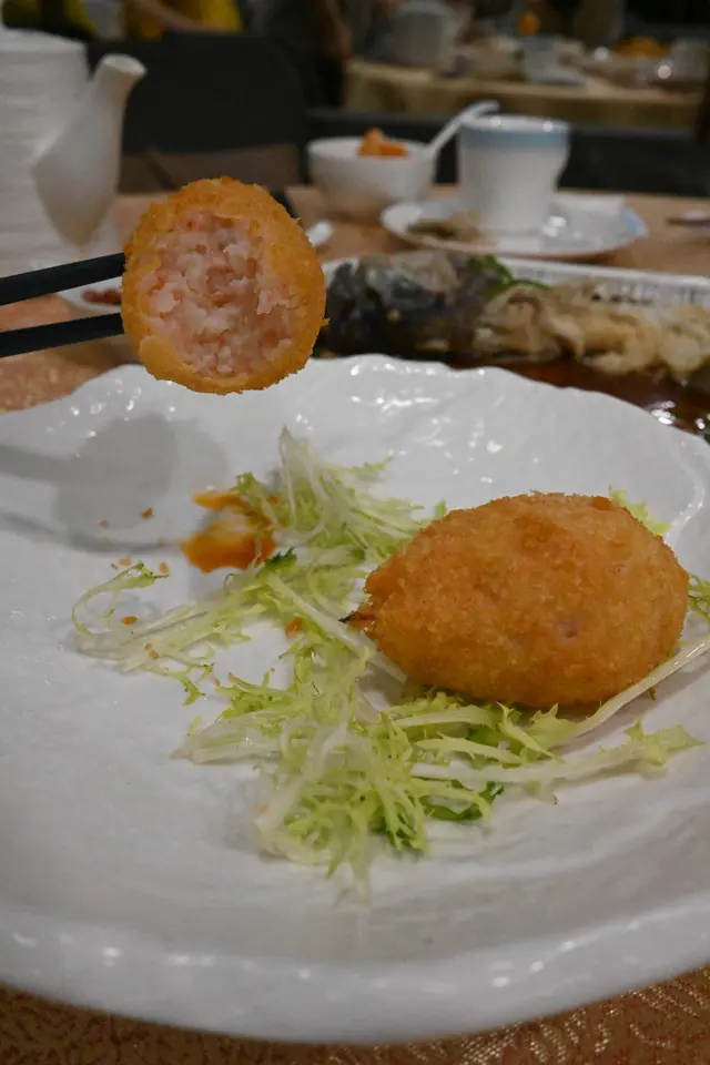 百花炸釀蟹鉗