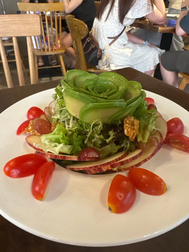 牛油果華道夫沙律