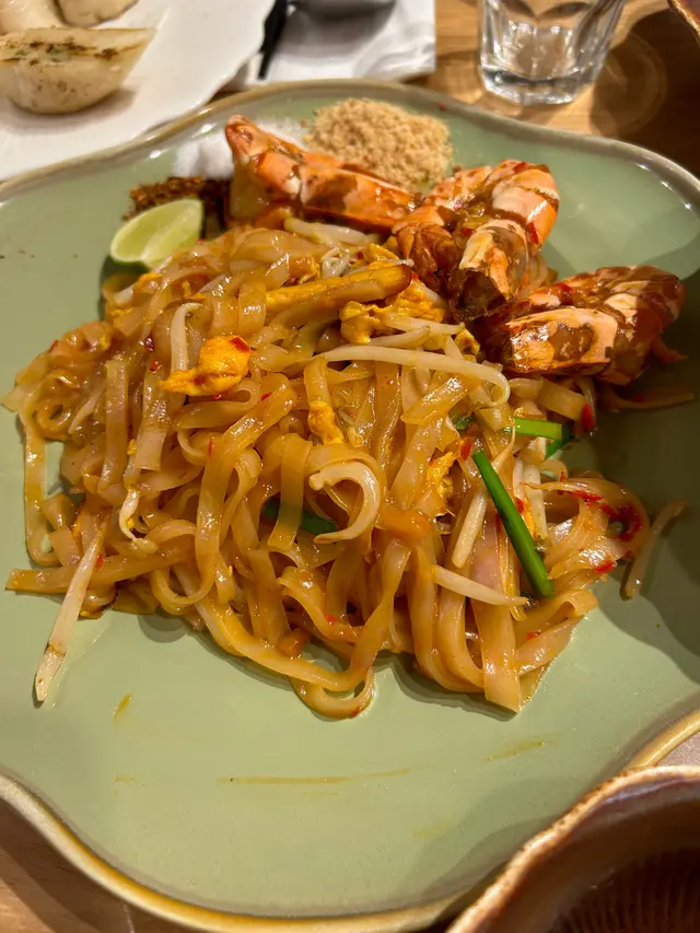 泰式炒金邊粉（大蝦）