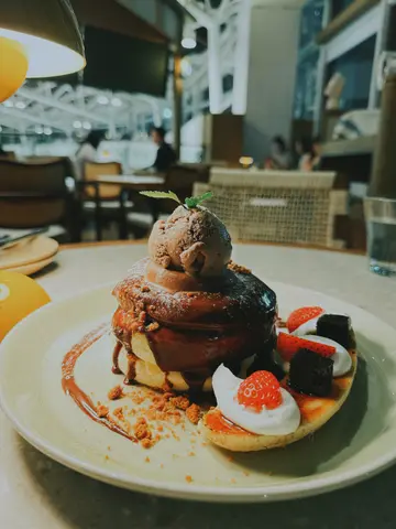 Chocolate Banana Pancake