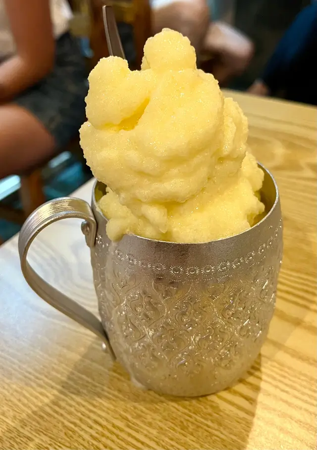 菠蘿沙冰