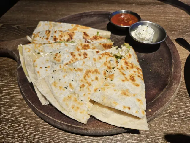 特色加州墨西哥烤薄餅