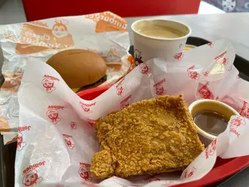 一件鸡配芝士汉堡