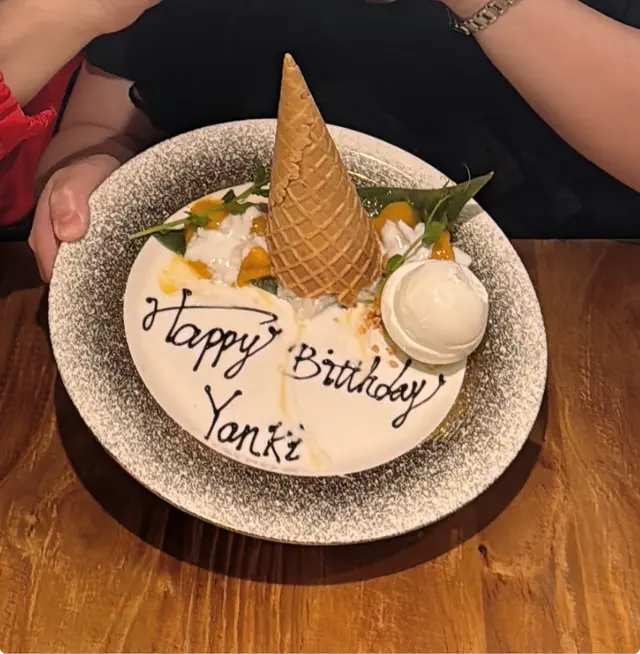 芒果糯米飯甜筒