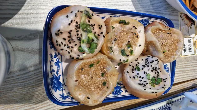 蟹黃生煎包