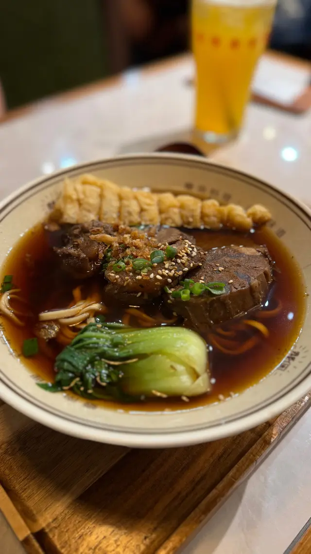 紅燒牛腱湯麵