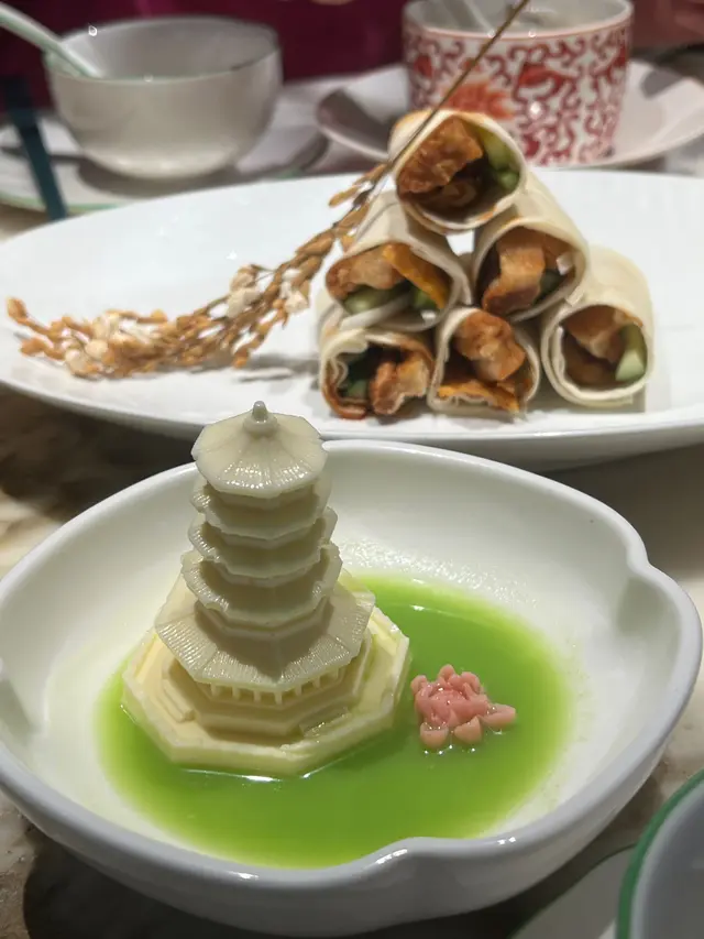 西湖雷峰塔