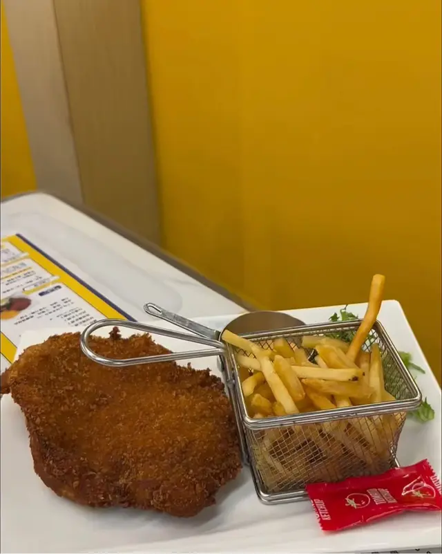 吉列豬扒配薯條