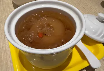 冰糖炖雪梨