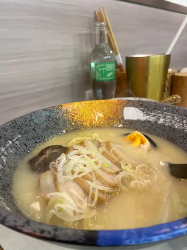 叉燒雞湯拉麵