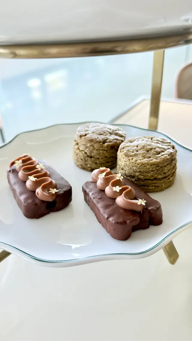 焙茶鬆餅及朱古力磅蛋糕