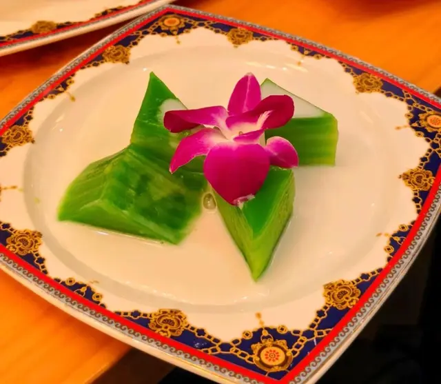 招牌椰汁千層糕