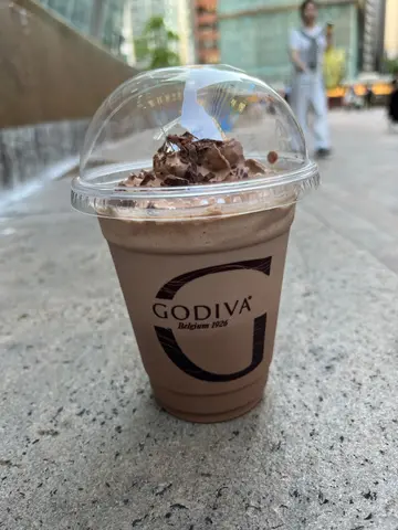 70%  dark  chocolate  (with less ice)