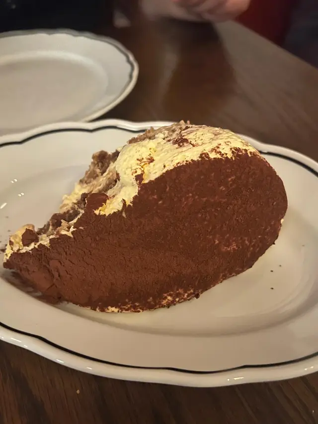 TIRAMISU 🤎