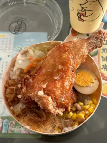 香酥炸鸡腿便当