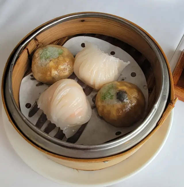 荀尖鮮蝦餃,竹笙如意餃,