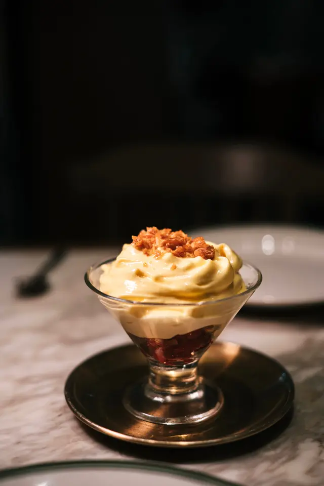 Fresh  raspberry  &  passion  fruit