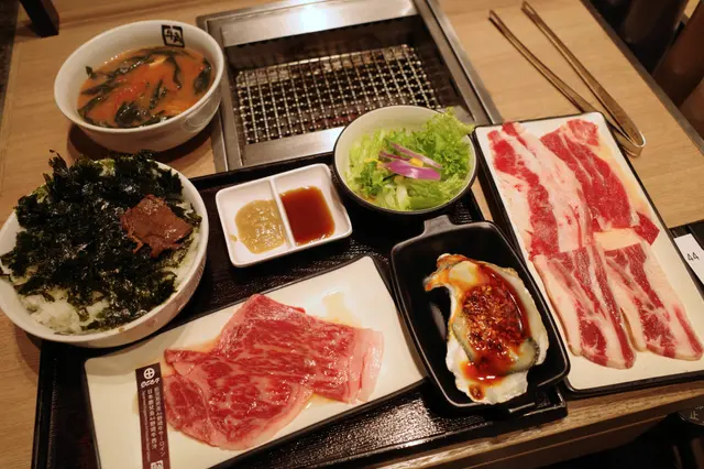 A4野崎牛西冷、骨附牛肋肉、牛五花

#香港美食  #牛角  #燒肉 #日式燒肉 #foodie #FoodieLife #hongkong 