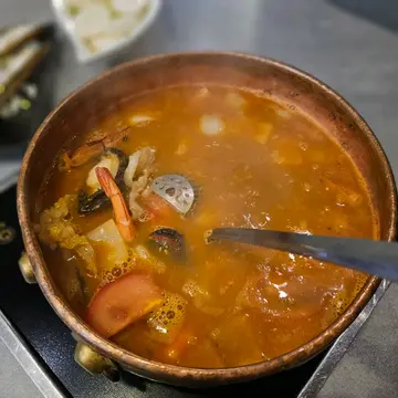 胡炉醉八鲜锅
