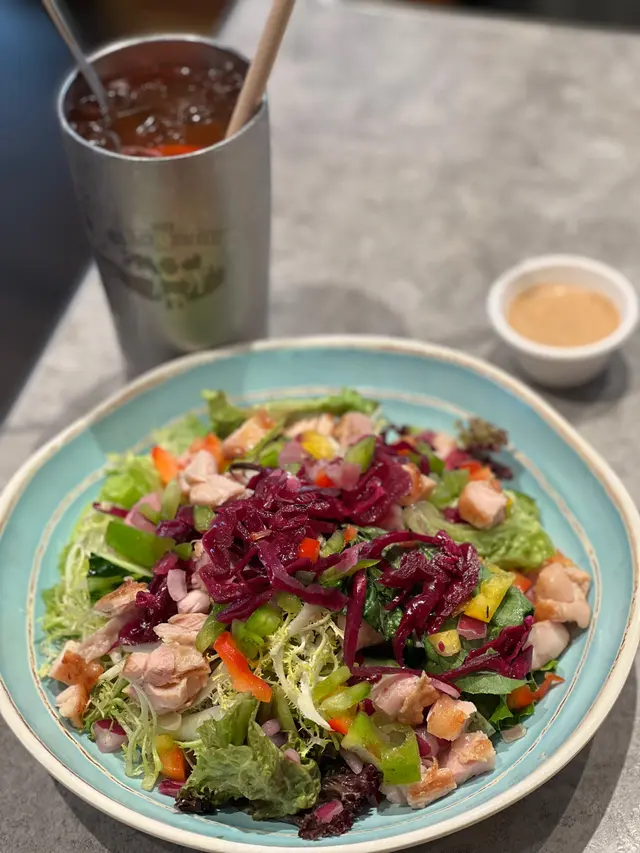 法式蜆殼粉烤雞沙律