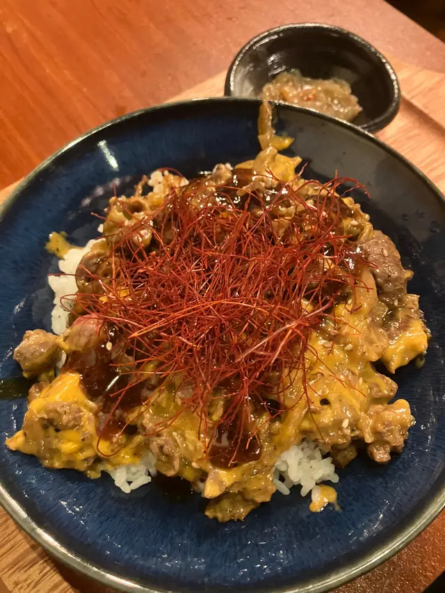 所有材料都好夾，會令人一啖接一啖，食完超級滿足