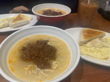 沙嗲牛肉面常餐