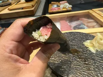 吞拿魚蓉手卷