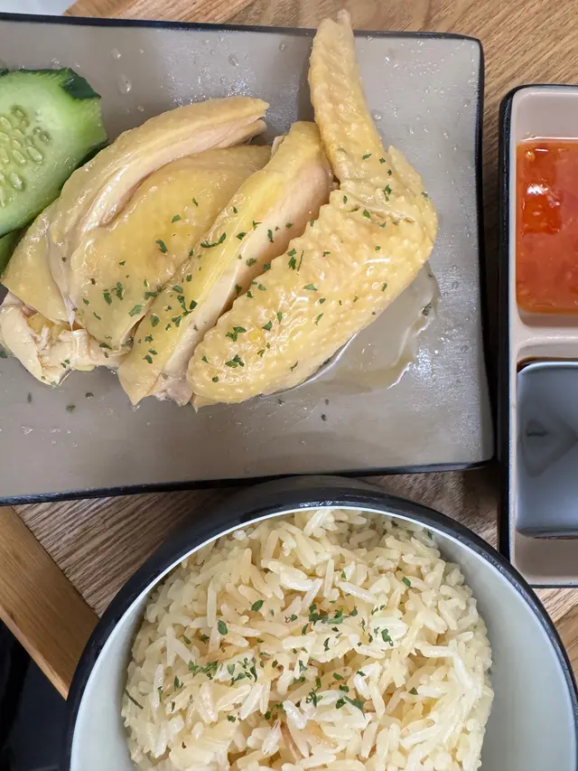 無骨海南雞配油飯