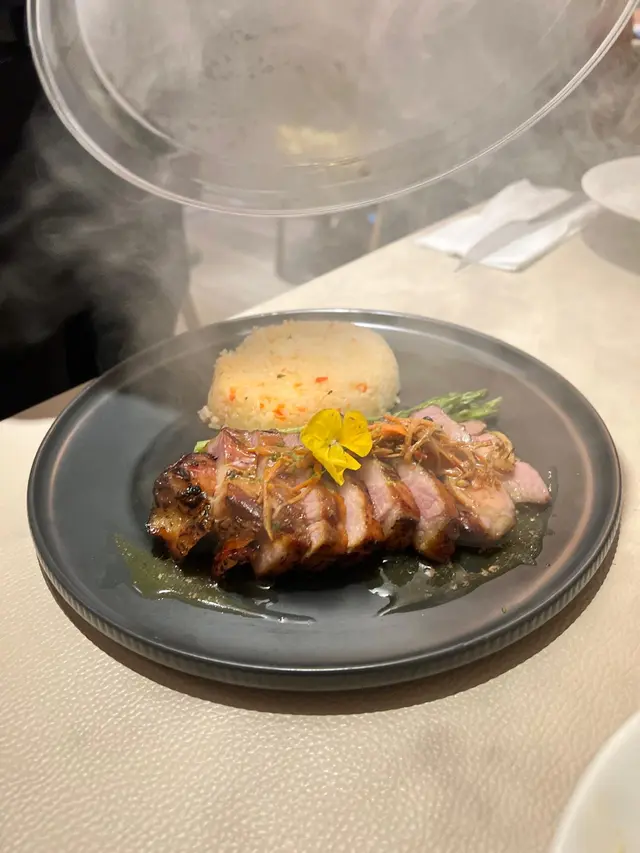 煙燻伊比利豚肉配牛油飯