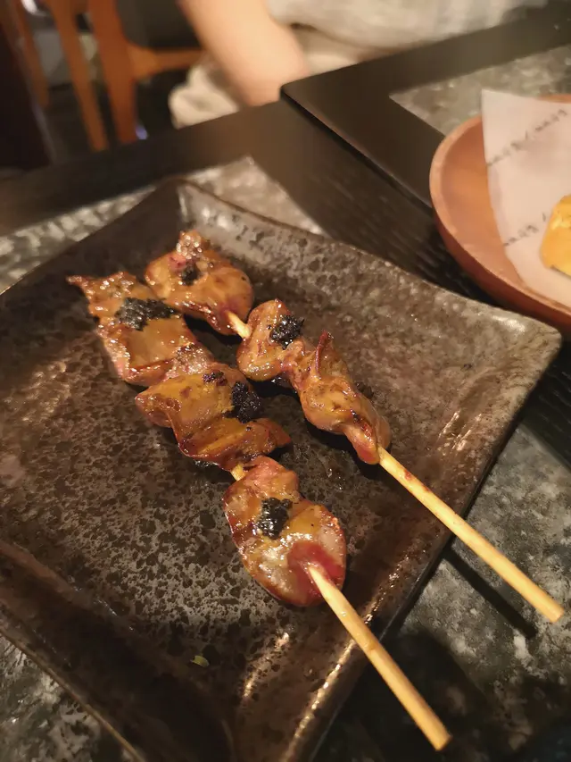 黑松露燒雞肝