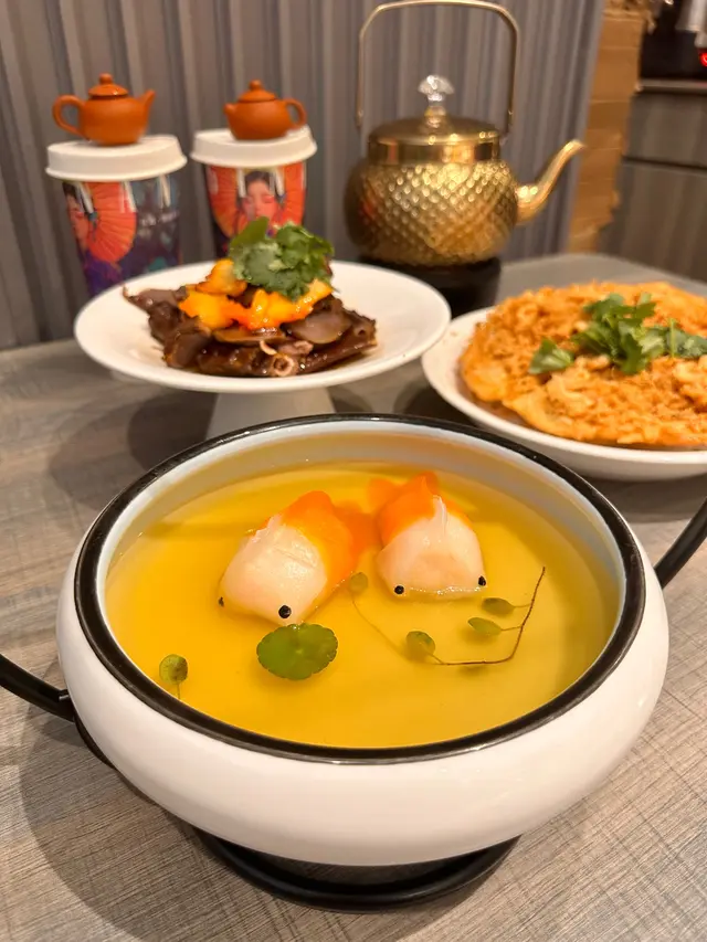 游水金魚湯餃