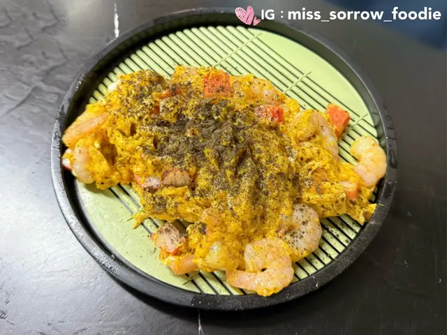 黑松露滑蛋炒蝦仁