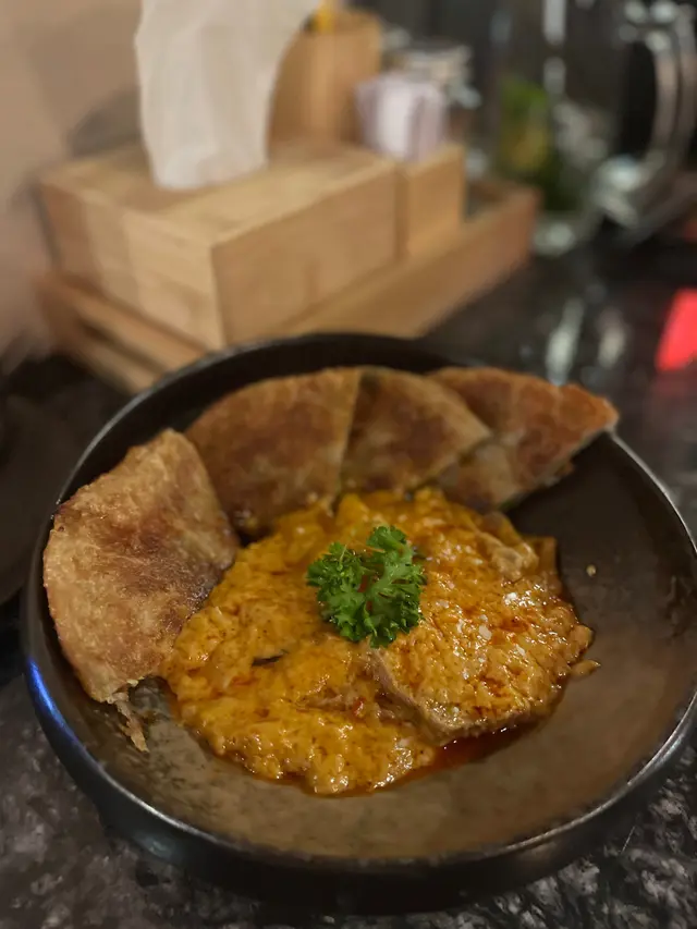 咖哩牛舌手抓餅